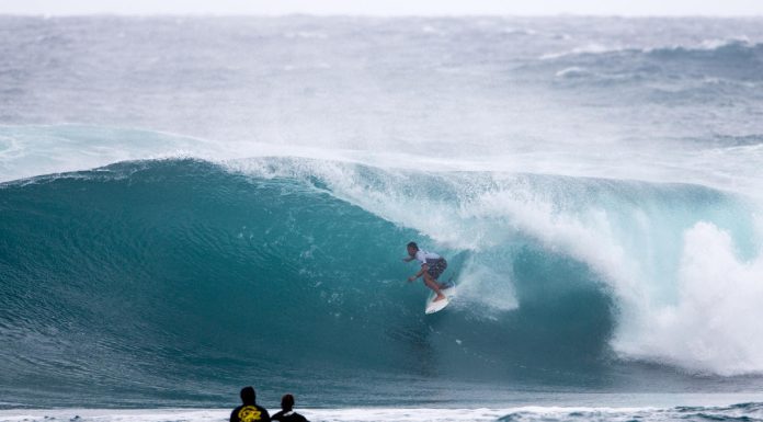WQS: Temporada internacional chega ao fim com 9.º lugar de Vasco Ribeiro em Sunset Beach