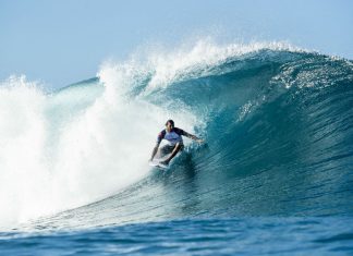 WCT – Frederico Morais termina a época com um 33.º posto em Pipeline